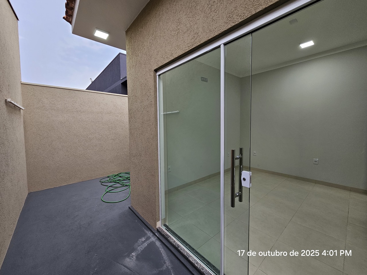 Thumb 20251017 160131